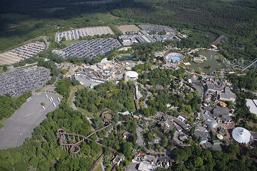 Photos A Riennes Parc Asterix Vu Du Ciel Photo A Rienne De France