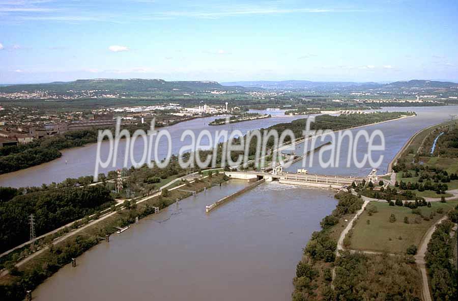 00le-rhone-en-crue-2-e02