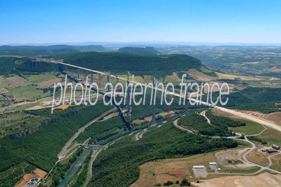 12viaduc-millau-4-0604