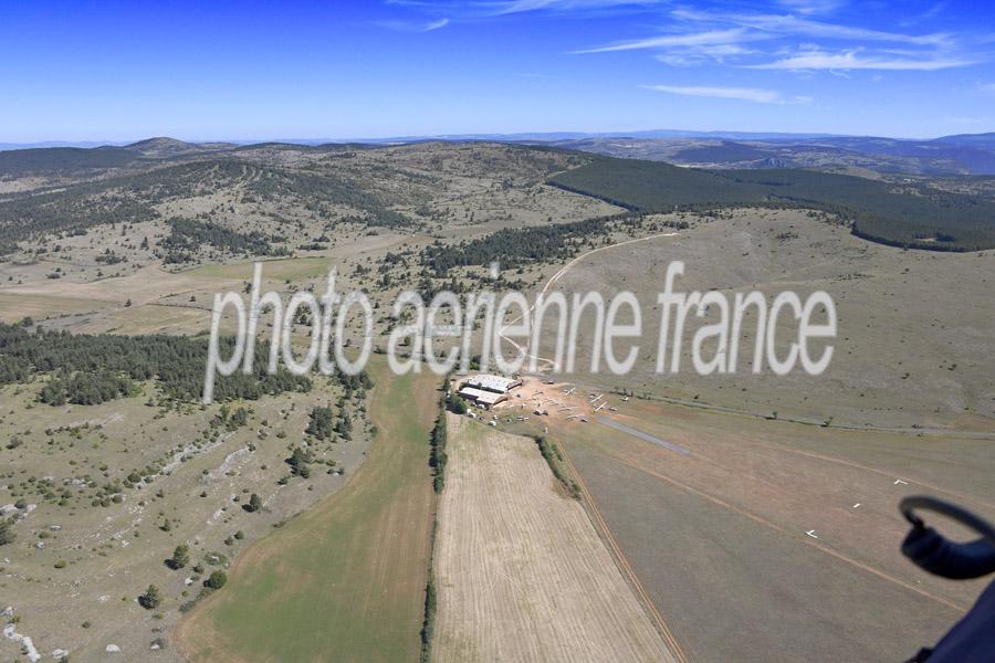 48aerodrome-de-florac-sainte-enimie-1-0622