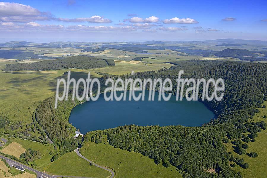 63lac-de-pavin-47-0618