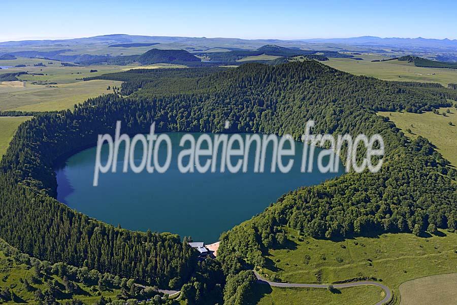 63lac-de-pavin-8-0618