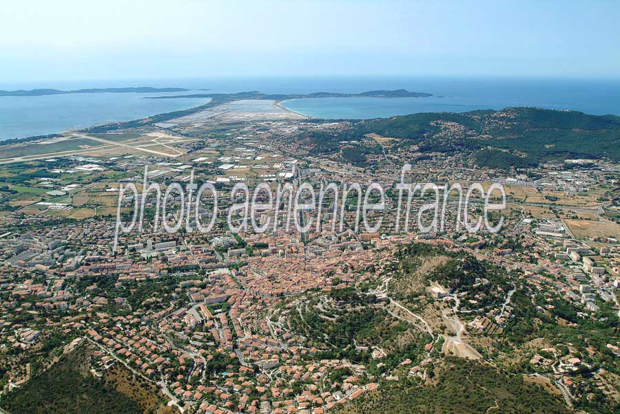 83hyeres-53-0704