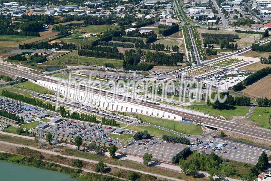 84avignon-gare-tgv-18-0806